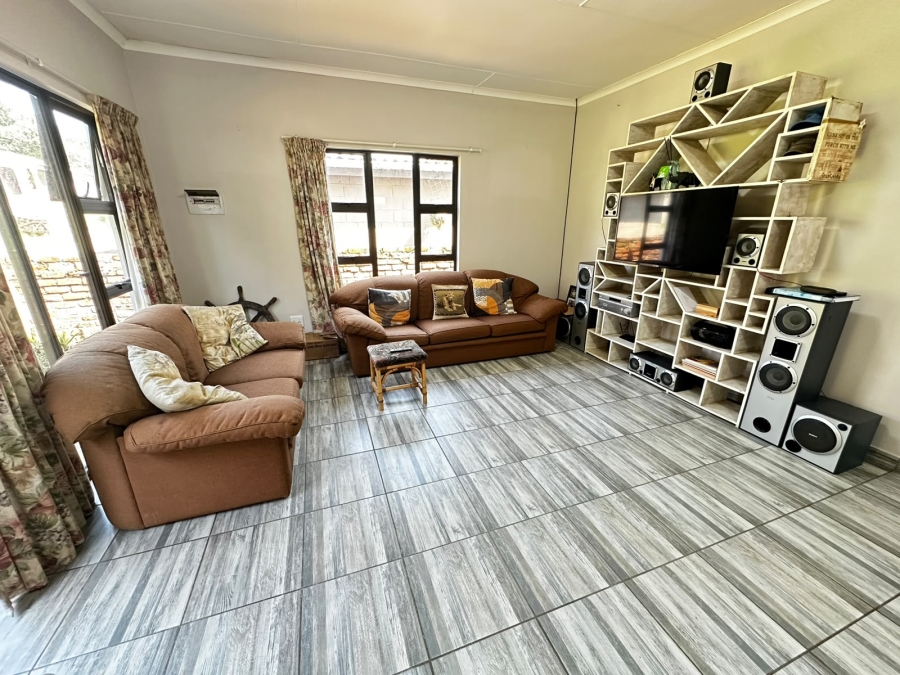 2 Bedroom Property for Sale in Cosy Corner Eastern Cape